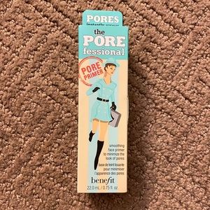benefit the POREfessional pore primer